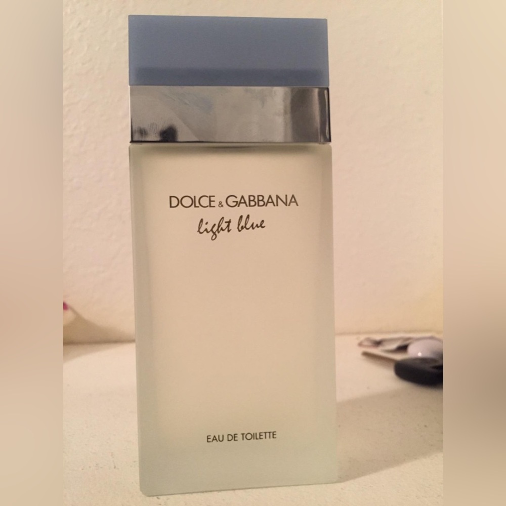 Light Blue by Dolce Gabbana for Women, Eau de Toilette Spray 3.4 fl oz